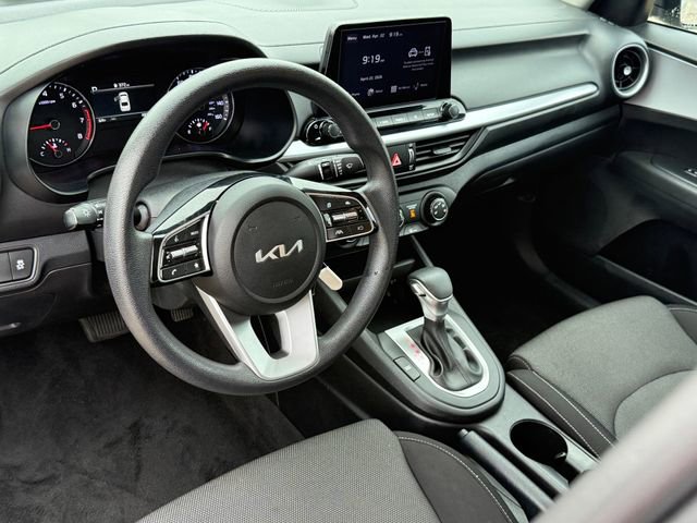 Used 2023 Kia Forte LXS FWD image 8