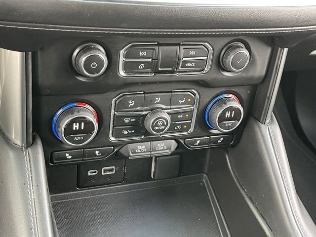 Used 2022 Chevrolet Suburban Z71 image 29