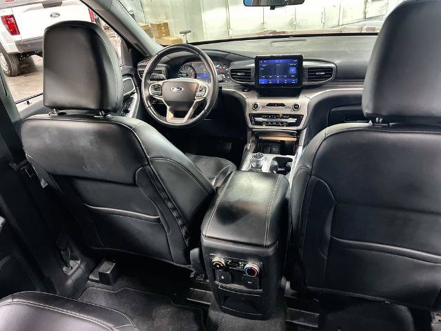 Certified 2022 Ford Explorer XLT w/ Equipment Group 202A AWD/4WD image 20