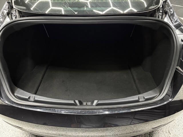 Used 2018 Tesla Model 3 Long Range image 21