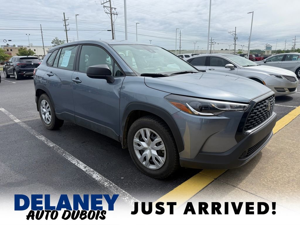 Used 2022 Toyota Corolla Cross L AWD/4WD video 1
