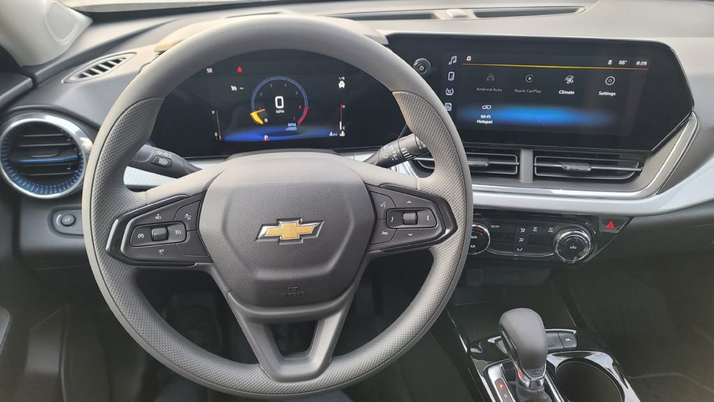 New 2026 Chevrolet Trax LT image 20