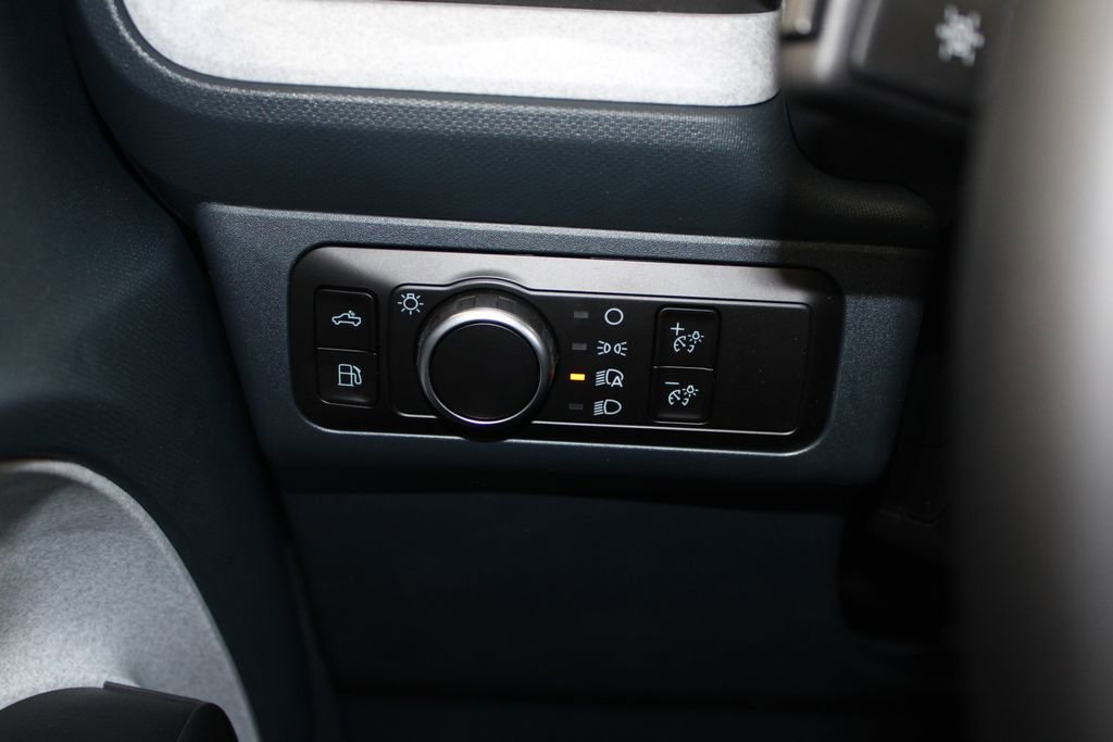 New 2025 Ford Maverick XLT w/ Equipment Group 301A image 38