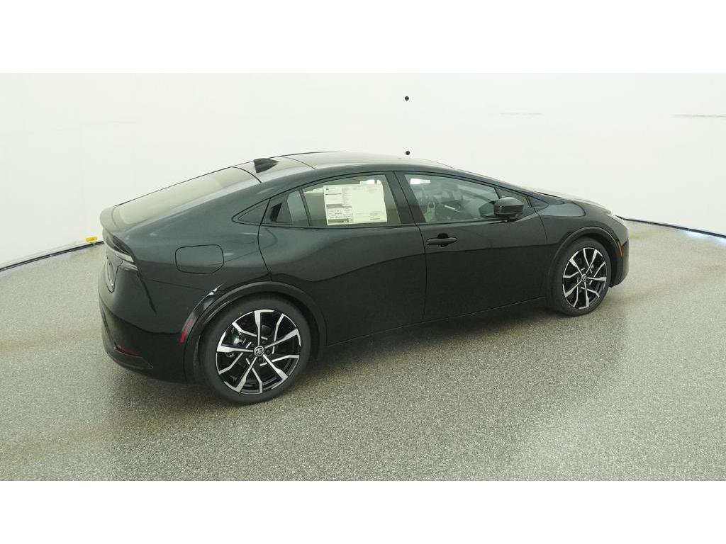 New 2026 Toyota Prius Plug-In Hybrid image 10