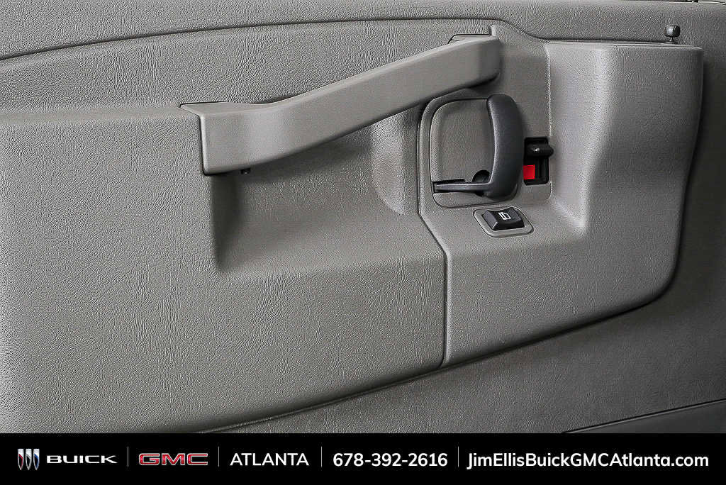 New 2025 GMC Savana 2500 w/ Driver Convenience Package RWD image 4