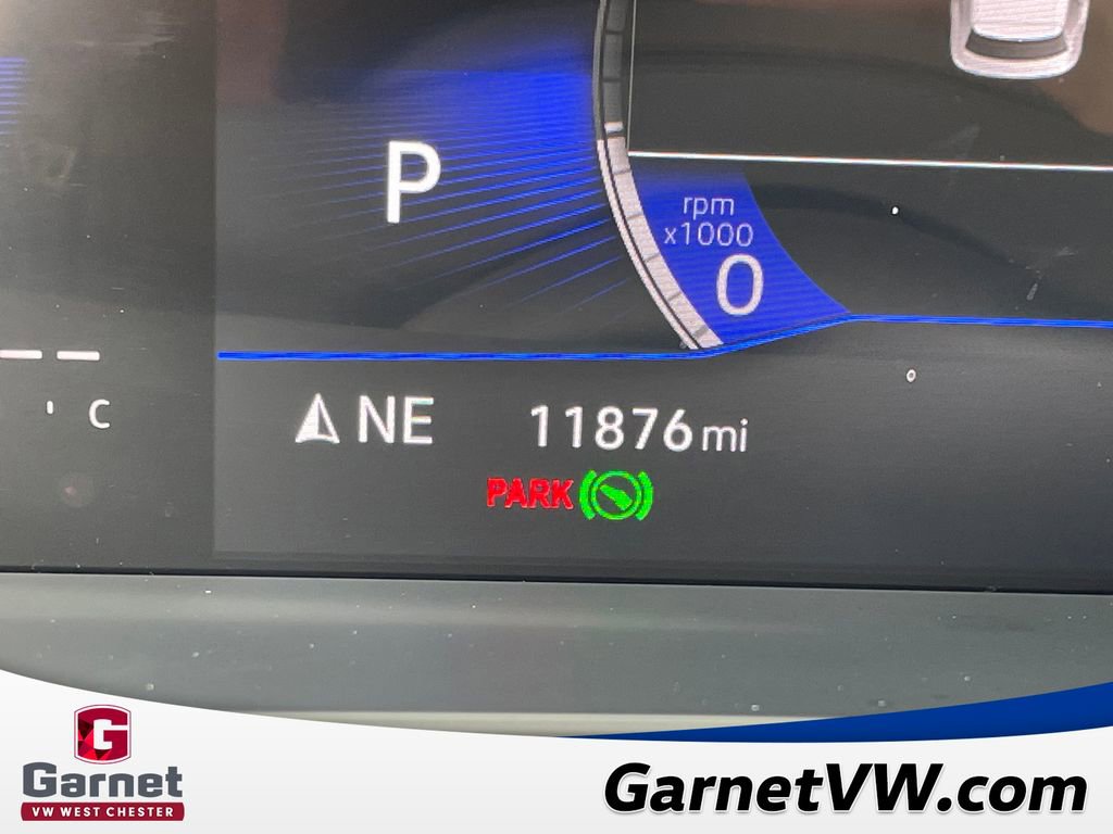 Certified 2023 Volkswagen Tiguan SE FWD image 22