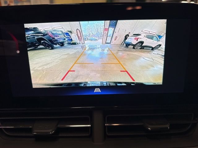 New 2026 Chevrolet Trax RS w/ Sunroof Package image 15
