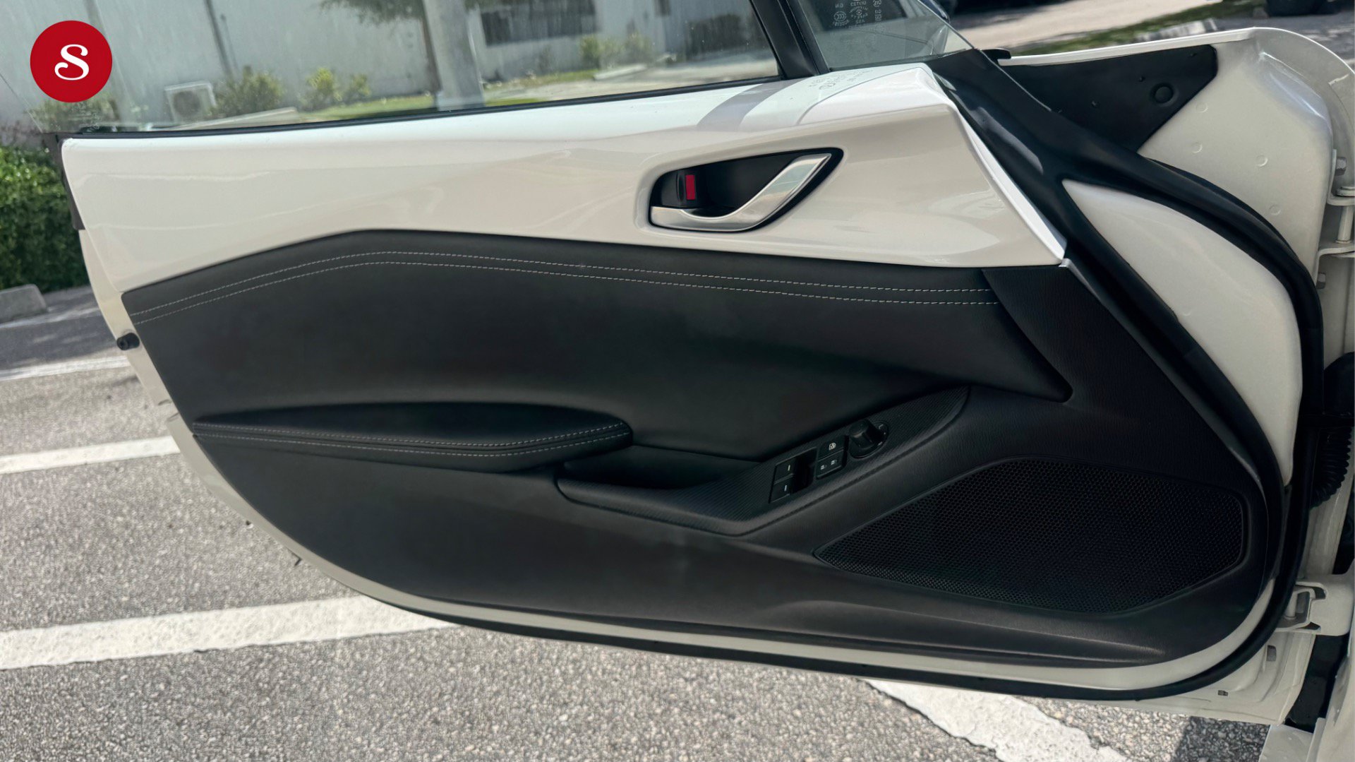 Used 2023 MAZDA MX-5 Miata Club w/ Brembo/BBS Recaro Package RWD image 12