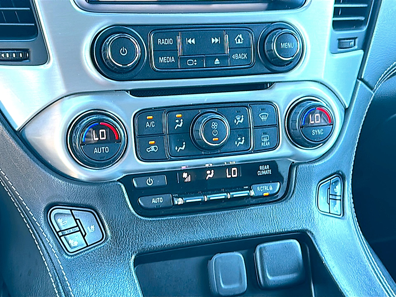 Used 2018 GMC Yukon XL SLT w/ Premium Edition RWD image 38