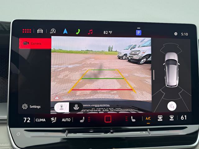 New 2025 Volkswagen Tiguan SE image 14