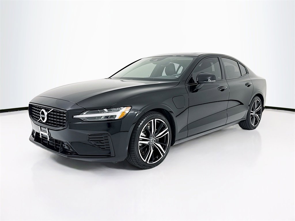 Used 2022 Volvo S60 T8 R-Design Expression w/ Premium Package image 1