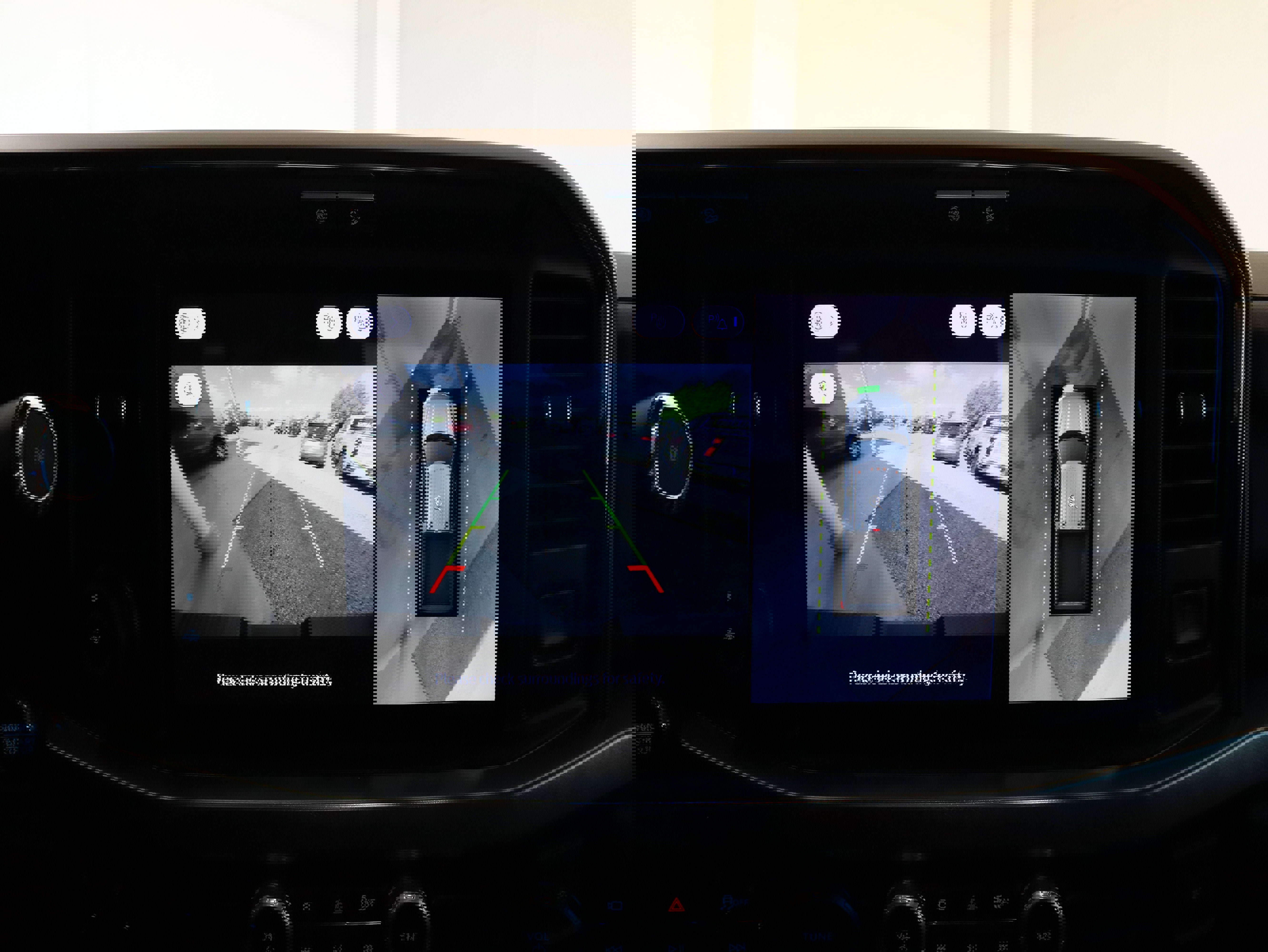 Used 2025 Ford F250 King Ranch w/ Tremor Off-Road Package image 31