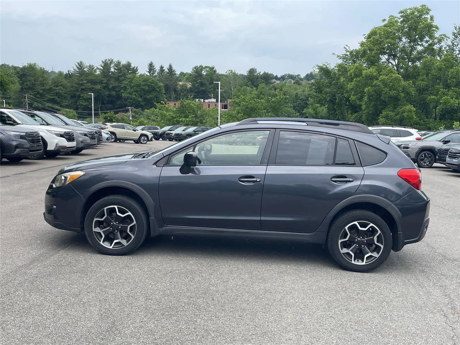 Used 2014 Subaru Crosstrek 2.0i Limited AWD/4WD image 2