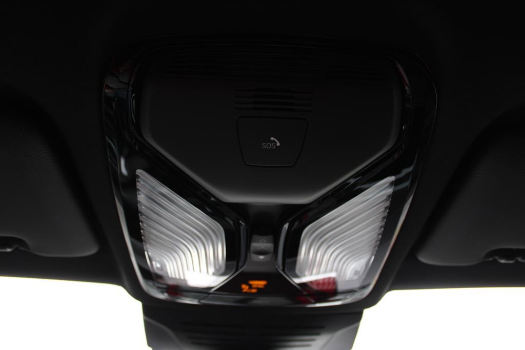 New 2026 BMW X5 xDrive40i w/ Executive Package image 51