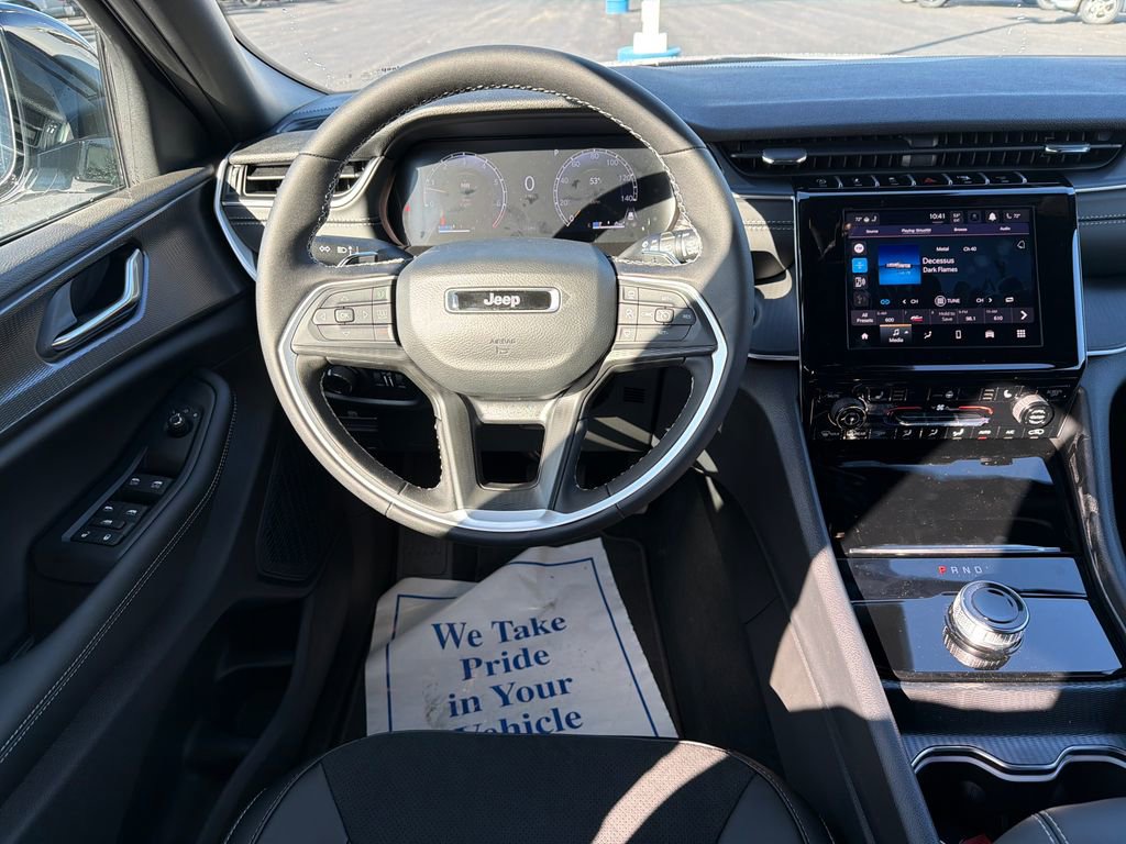 New 2025 Jeep Grand Cherokee L Altitude image 13