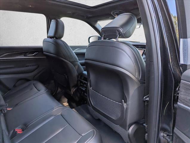 New 2025 Jeep Grand Cherokee Limited w/ Black Appearance Package image 30