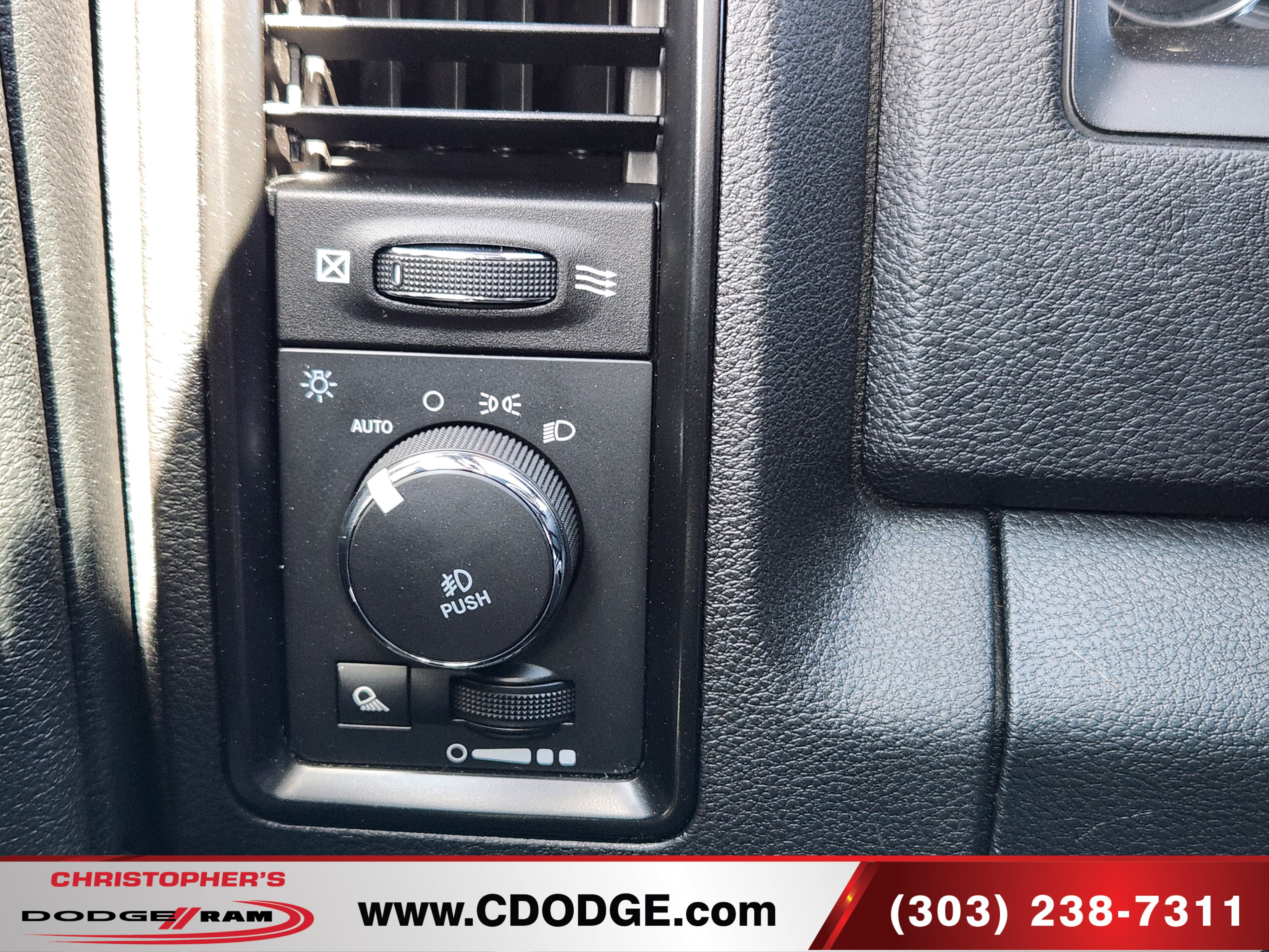 Used 2018 RAM 1500 Rebel w/ Luxury Group AWD/4WD image 30