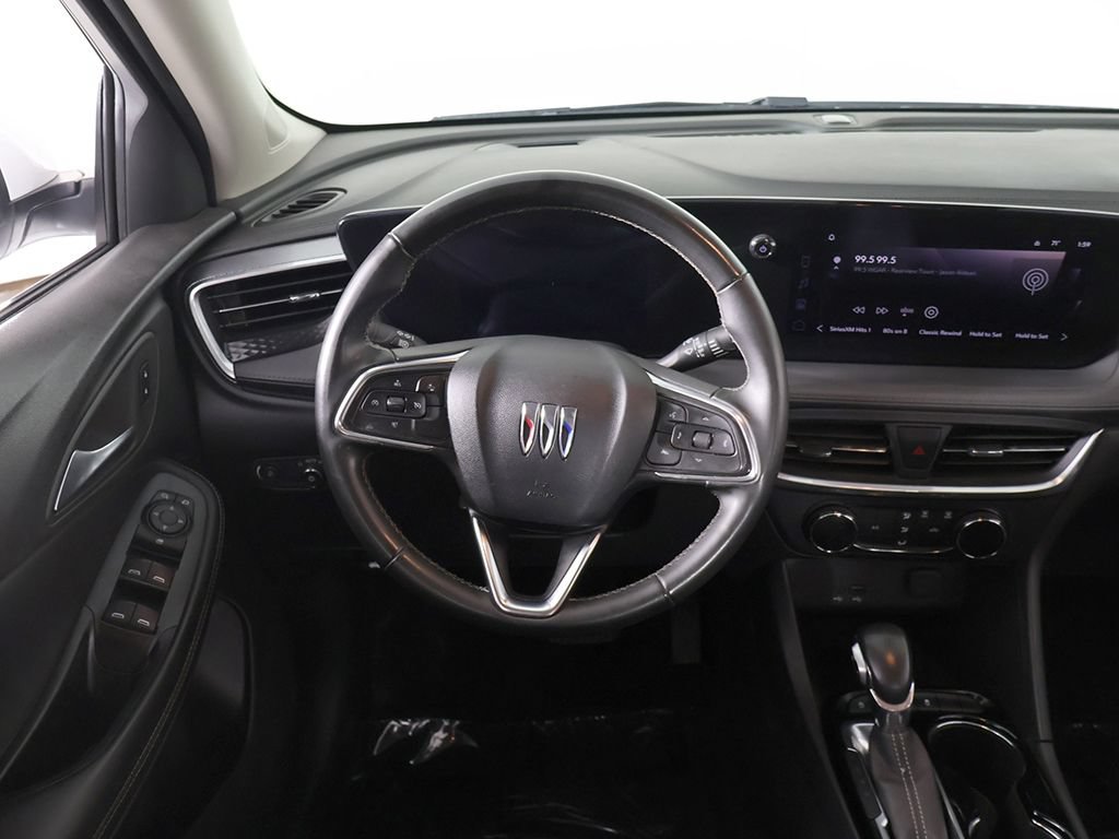 Used 2024 Buick Encore GX Preferred FWD image 32