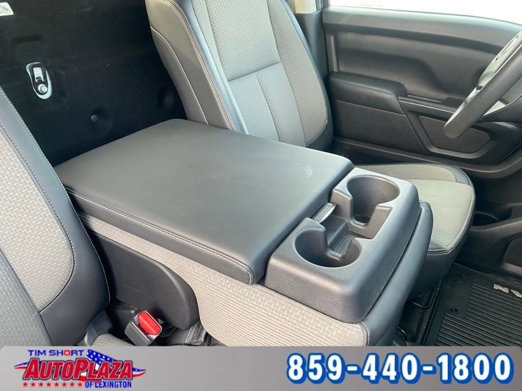 Used 2017 Nissan Titan S image 38