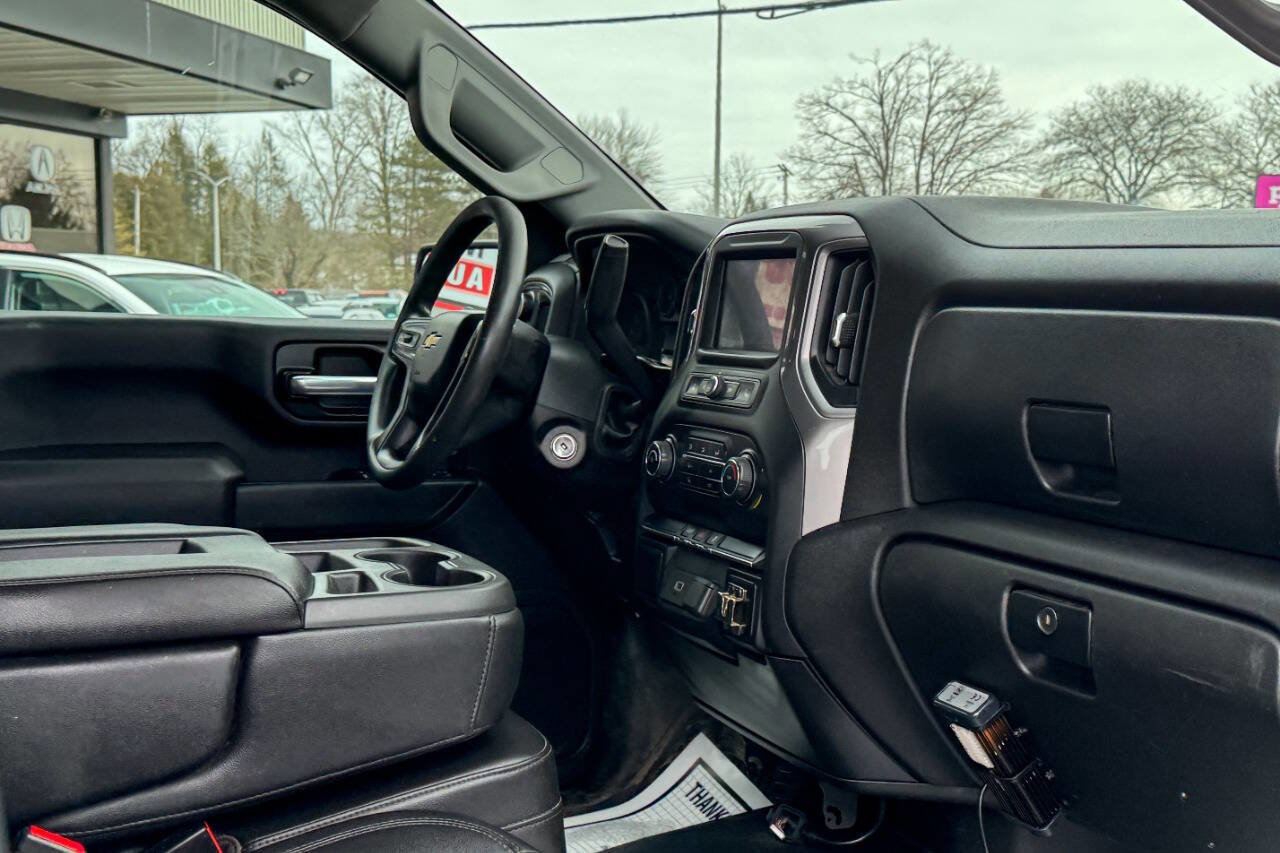 Used 2020 Chevrolet Silverado 2500 W/T w/ WT Fleet Convenience Package image 11