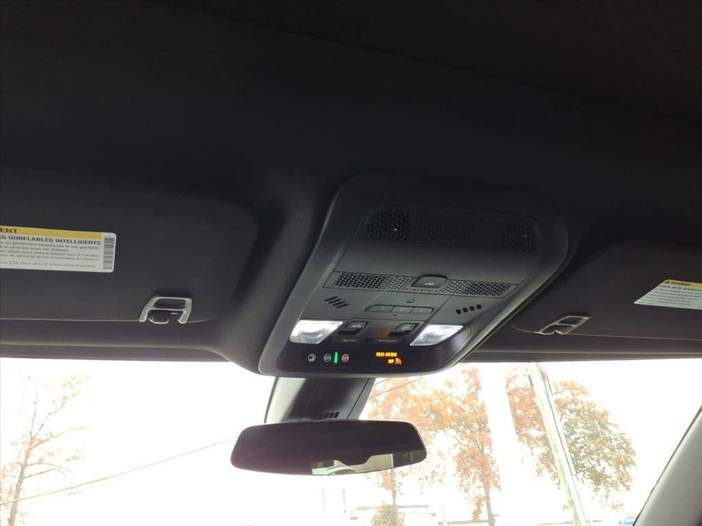 Certified 2021 Cadillac XT5 Premium Luxury image 24