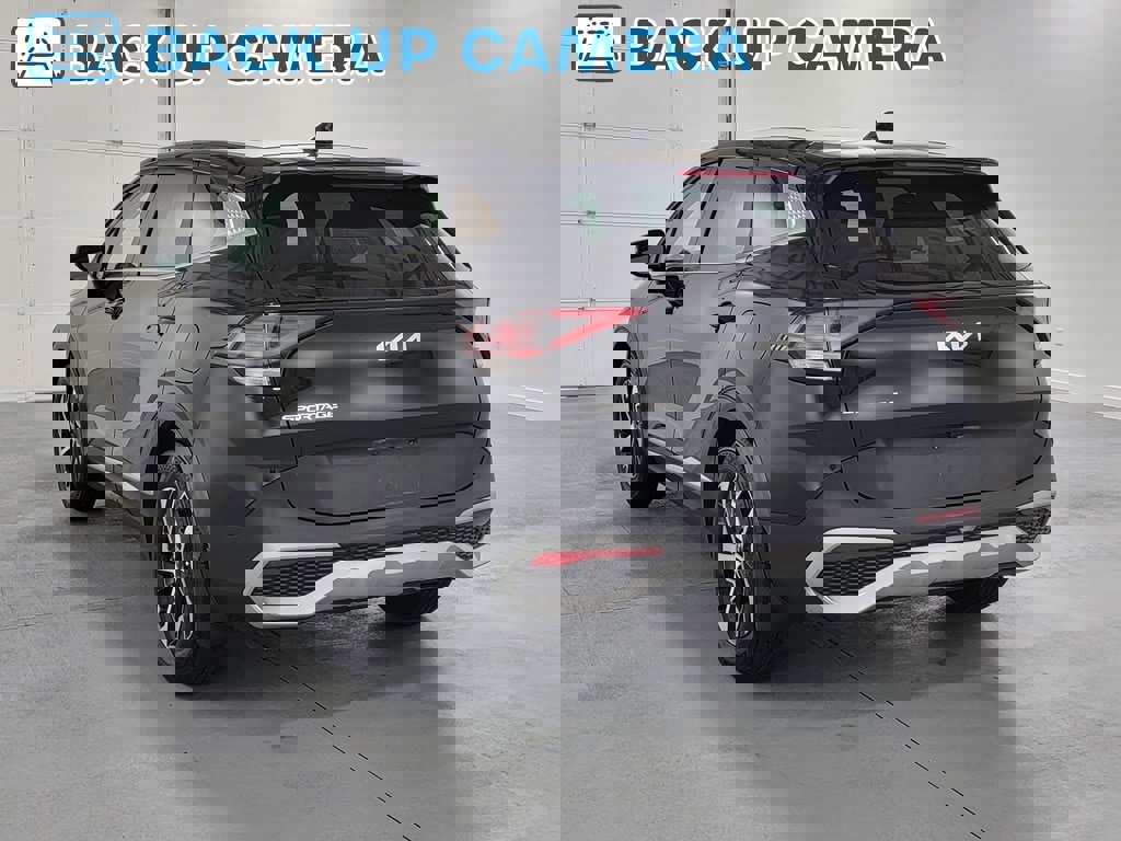 Used 2023 Kia Sportage EX image 7