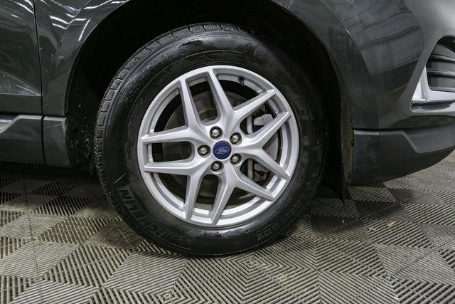 Used 2022 Ford Edge SEL w/ Convenience Package image 15