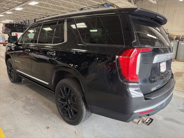 Used 2022 GMC Yukon Denali w/ Advanced Technology Package image 4
