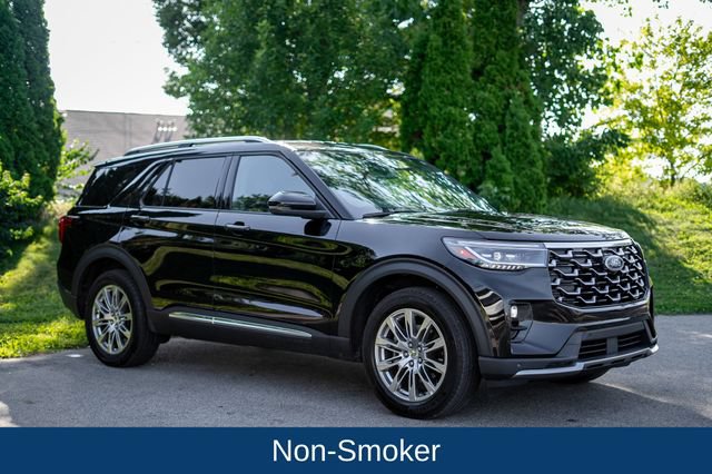 Used 2026 Ford Explorer Platinum AWD/4WD image 3