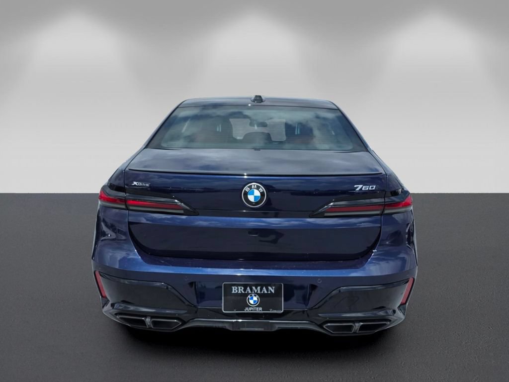 Certified 2023 BMW 760i xDrive AWD/4WD image 5
