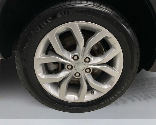 Used 2019 Land Rover Discovery SE AWD/4WD image 17