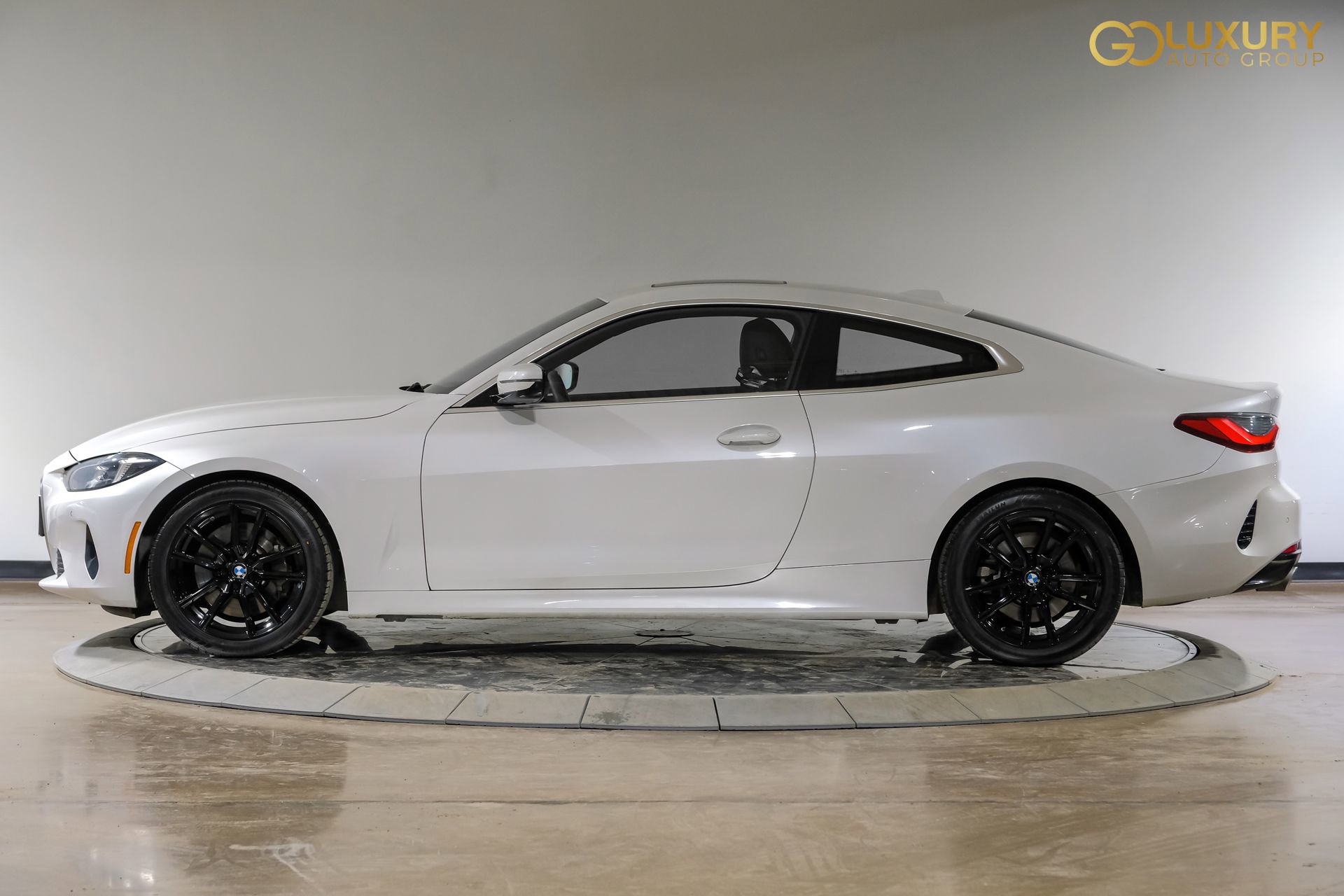 Used 2025 BMW 430i Coupe w/ Premium Package RWD image 13