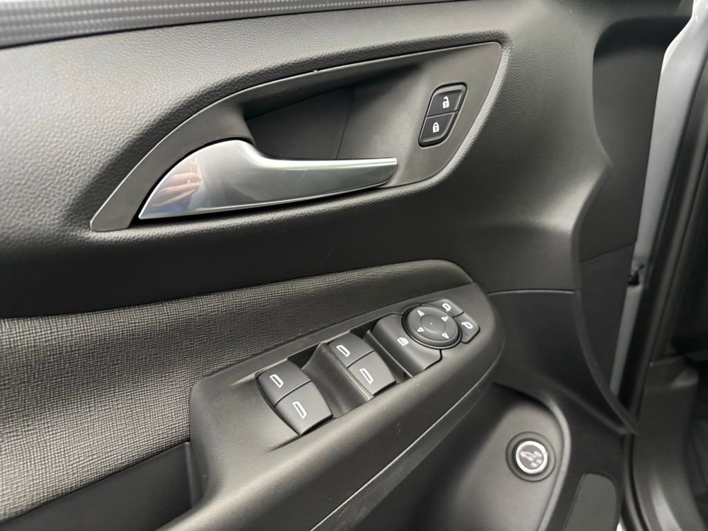 New 2026 Buick Envista Avenir image 17