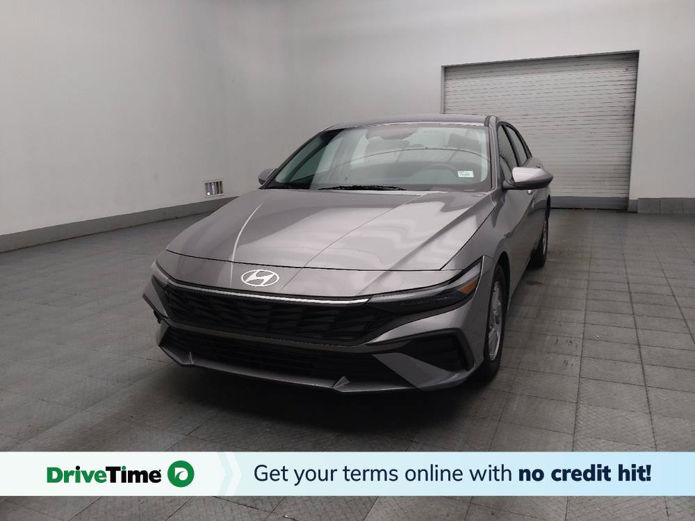 Used 2025 Hyundai Elantra SE
