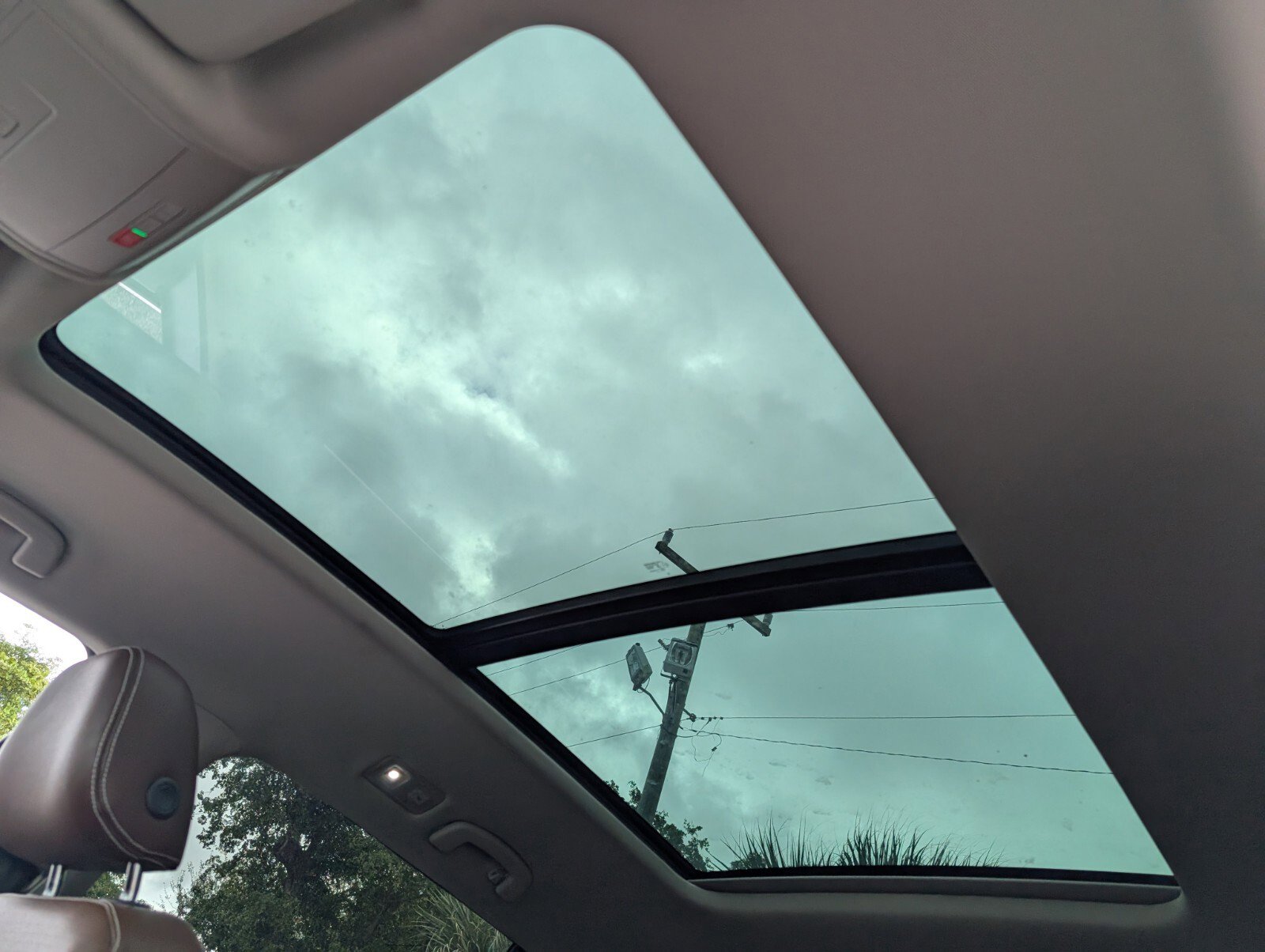 Used 2021 Volkswagen Atlas SE w/ Panoramic Sunroof Package image 21