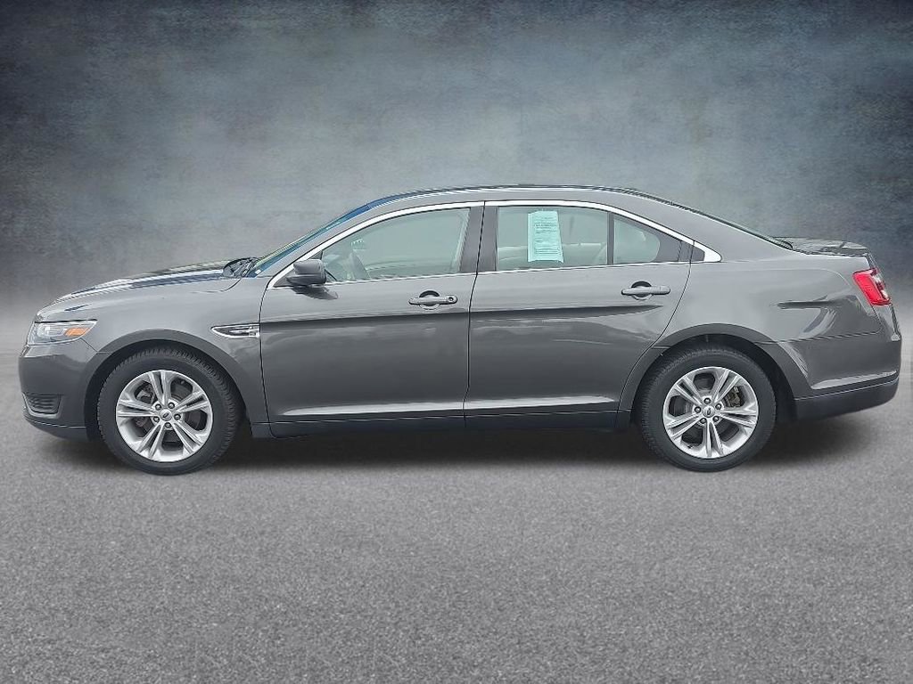 Used 2019 Ford Taurus SE FWD video 2