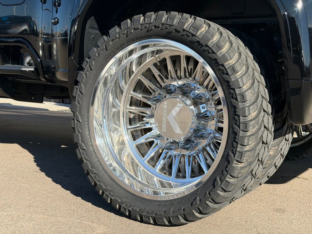 Used 2024 GMC Sierra 3500 Denali Ultimate AWD/4WD image 37
