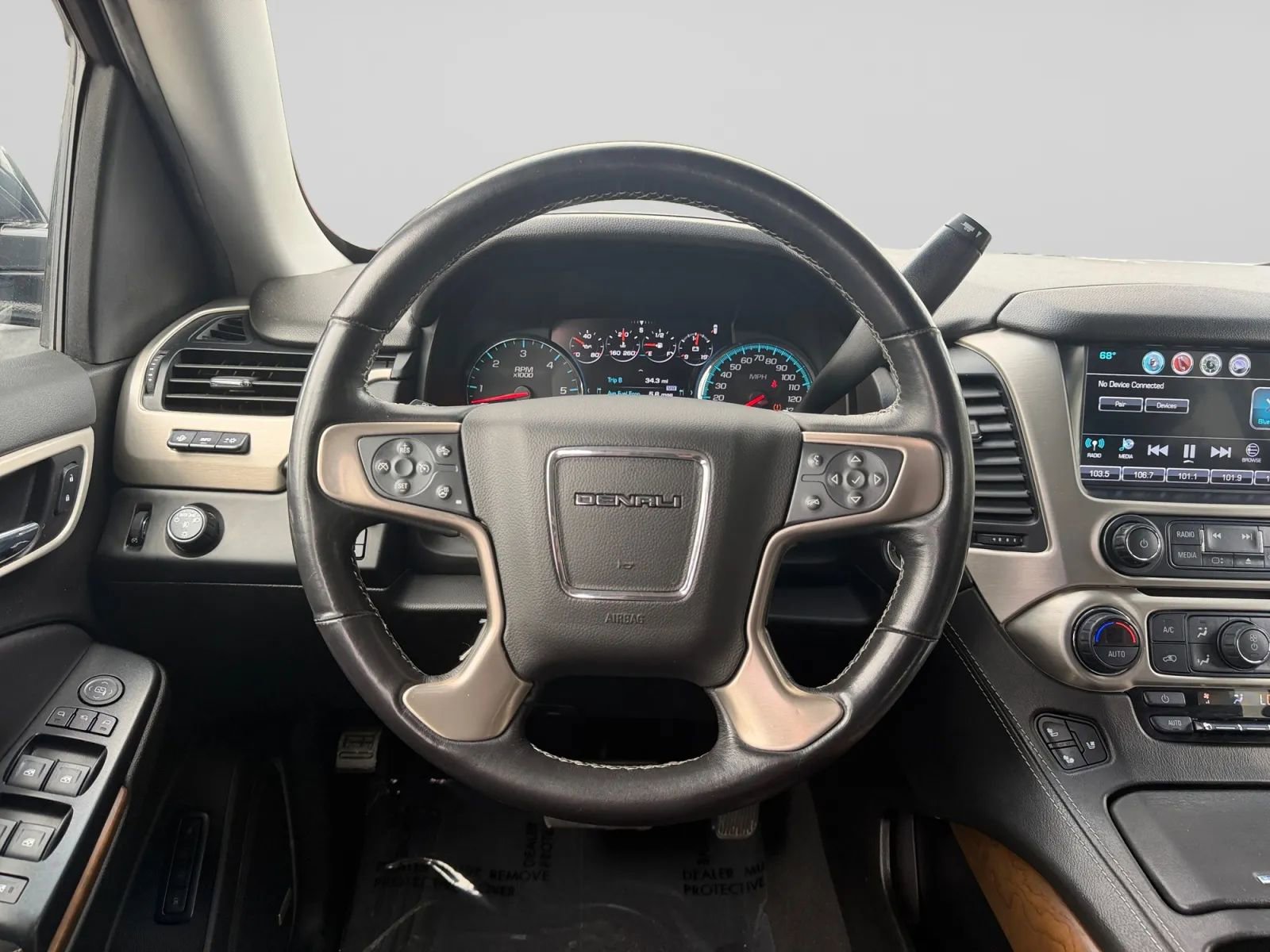 Used 2019 GMC Yukon XL Denali RWD image 22