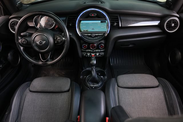 Used 2015 MINI Cooper S FWD image 2