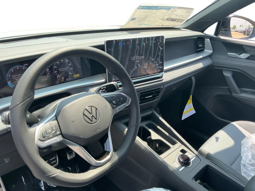 New 2026 Volkswagen Tiguan SE R-Line AWD/4WD image 21