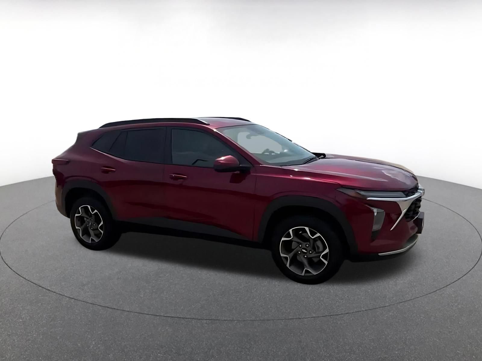 Used 2025 Chevrolet Trax LT w/ LT Convenience Package FWD video 2