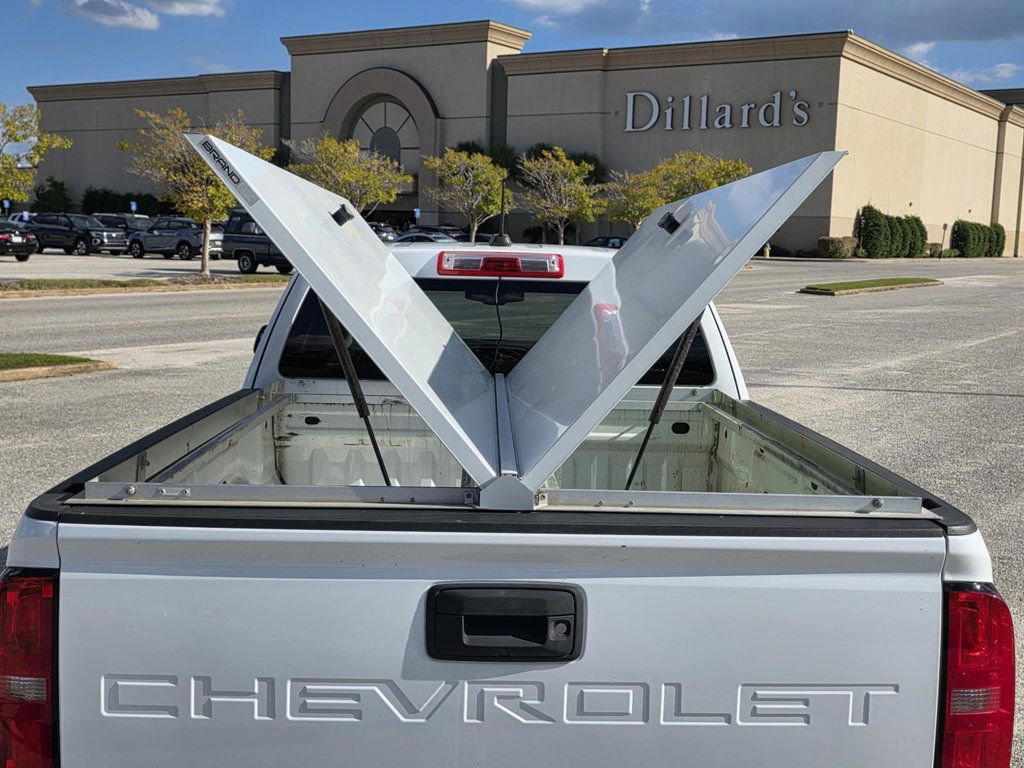 Used 2022 Chevrolet Colorado LT w/ Fleet Safety Package image 23
