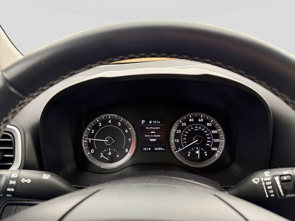 Certified 2022 Hyundai Venue SEL image 19