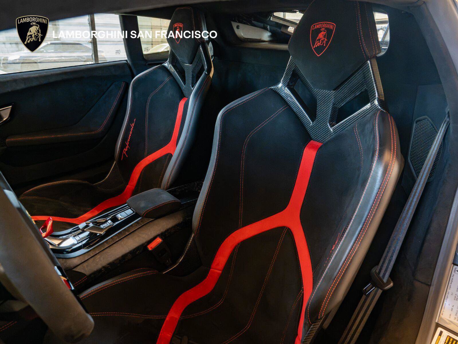 Used 2018 Lamborghini Huracan Performante AWD/4WD image 65