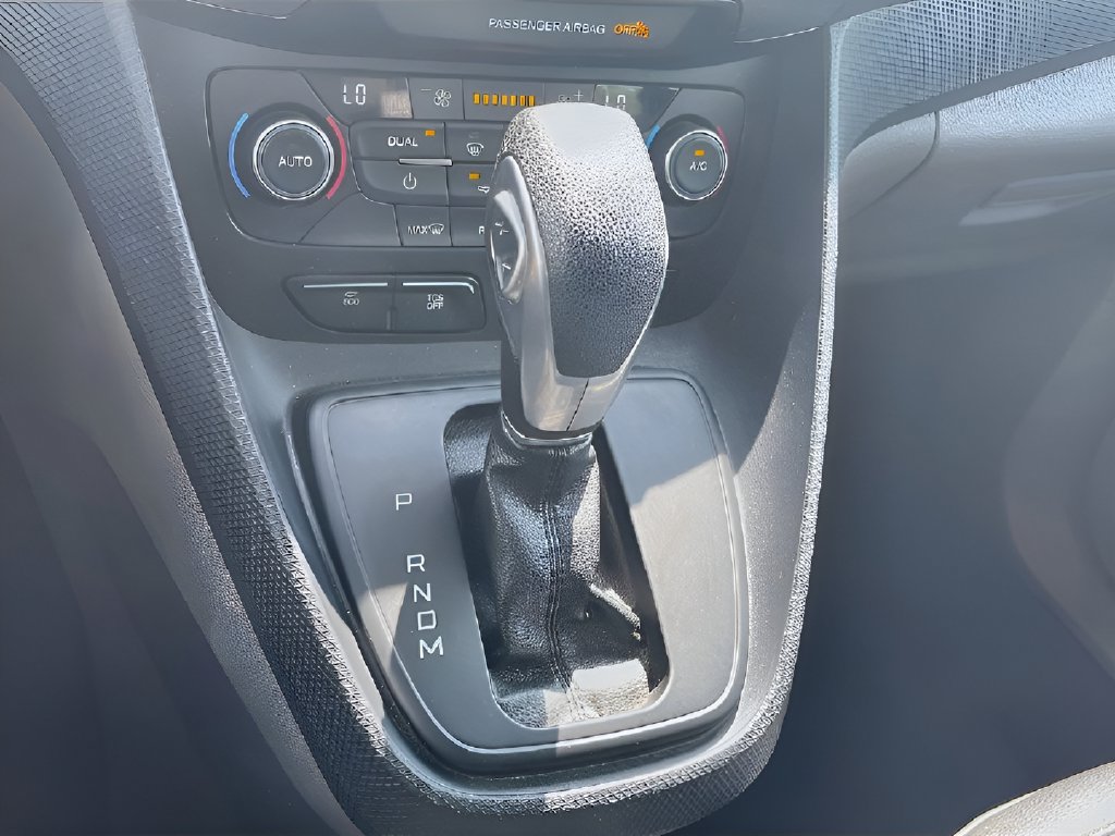 Used 2022 Ford Transit Connect XL FWD image 16