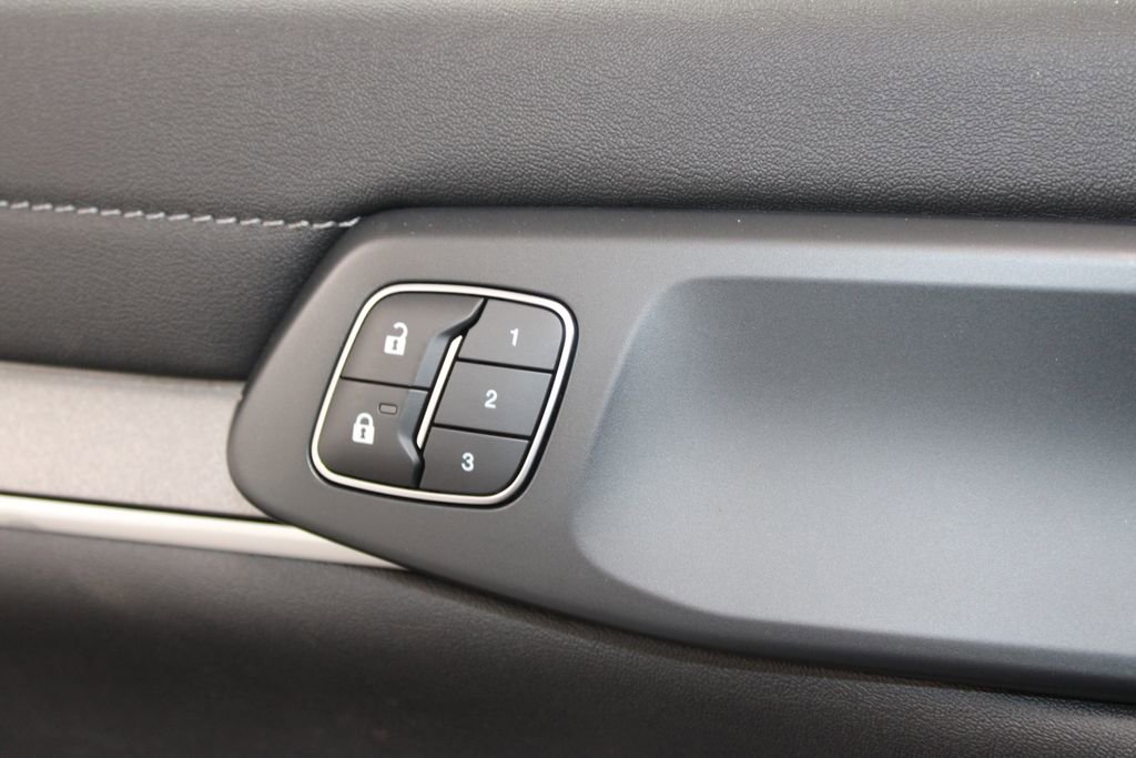 New 2025 Ford Ranger Lariat w/ FX4 Off-Road Package image 36