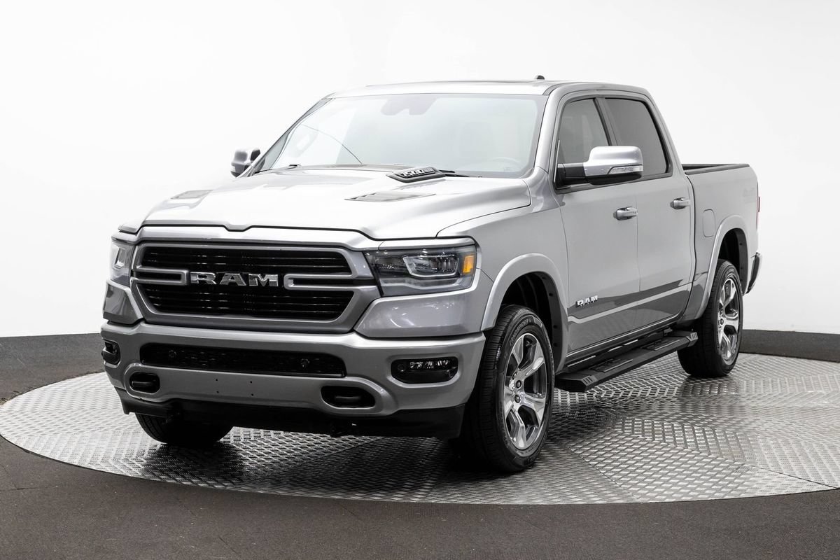 Used 2022 RAM 1500 Laramie AWD/4WD image 2