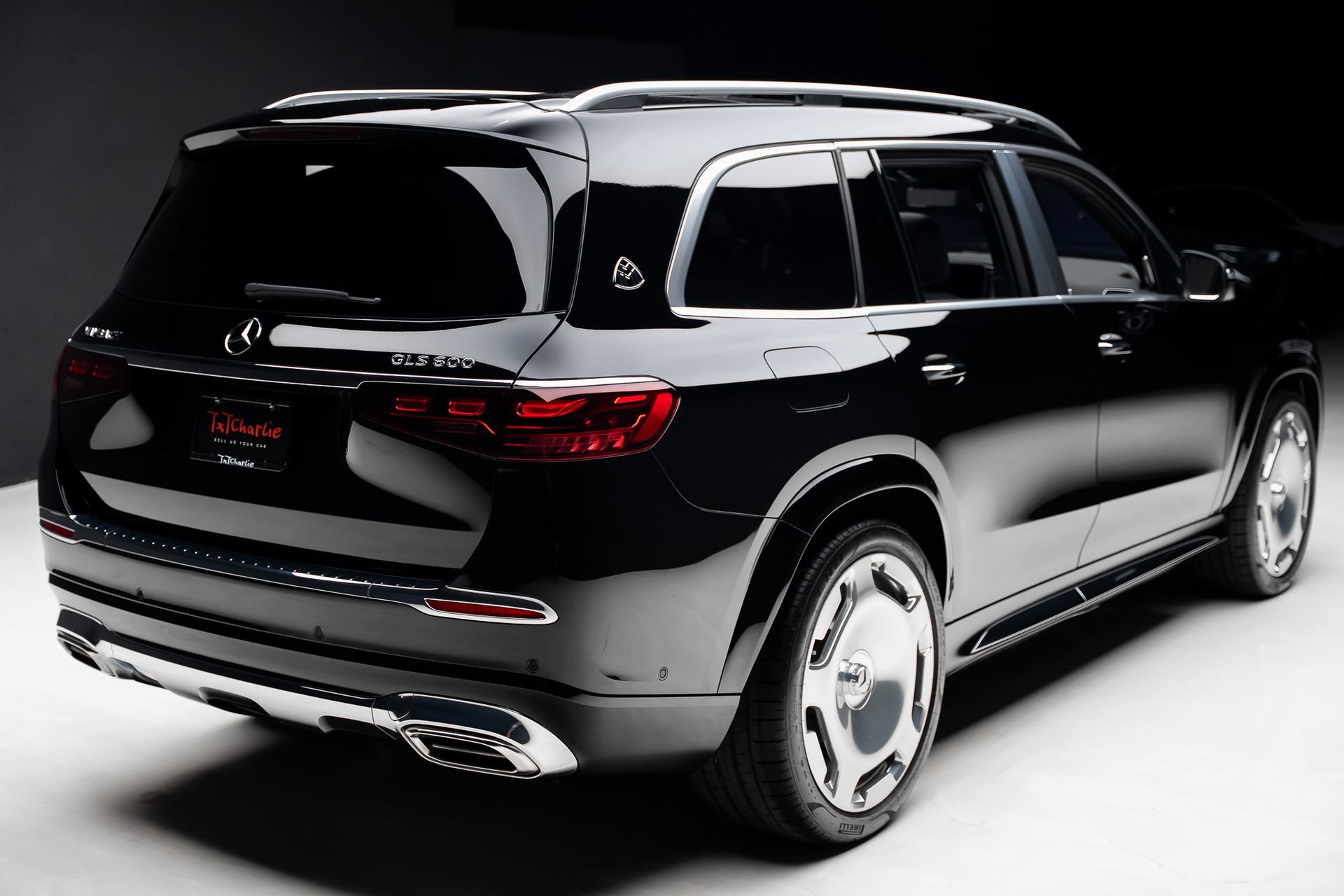 Used 2024 Mercedes-Benz Maybach GLS 600 4MATIC image 36