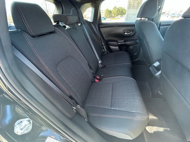 Used 2025 Honda HR-V Sport image 27