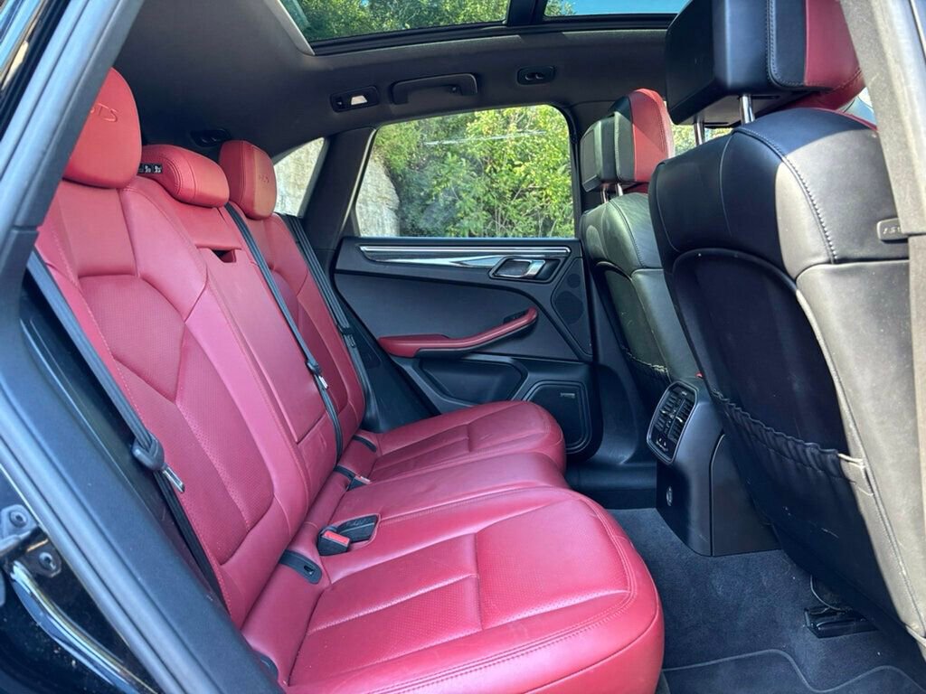 Used 2018 Porsche Macan GTS image 21